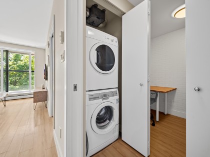 Photo 24 at 213 - 159 W 2nd Avenue, False Creek, Vancouver West