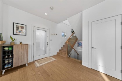 Photo 3 at 2 - 252 E 19th Street, Central Lonsdale, North Vancouver