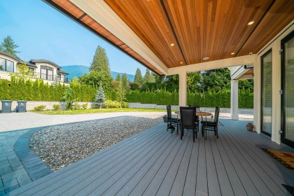 Photo 7 at 1048 Handsworth Road, Canyon Heights NV, North Vancouver