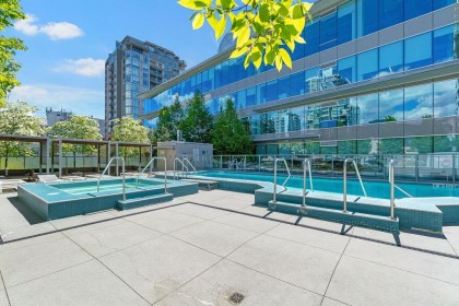 Photo 32 at 906 - 112 E 13th Street, Central Lonsdale, North Vancouver