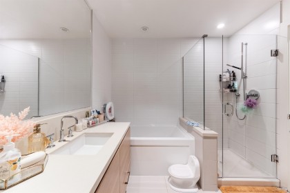 Photo 14 at 316 - 3606 Aldercrest Drive, Roche Point, North Vancouver