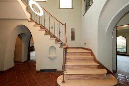Photo 10 at 4585 Bellevue Drive, Point Grey, Vancouver West