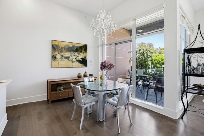 Photo 7 at 304 - 2108 W 12th Avenue, Kitsilano, Vancouver West