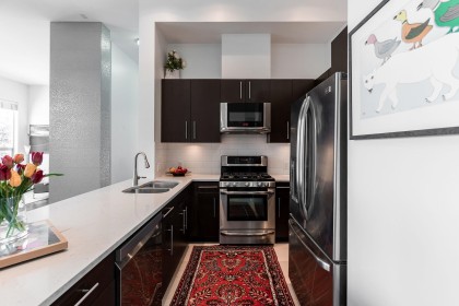 Photo 9 at 304 - 2108 W 12th Avenue, Kitsilano, Vancouver West