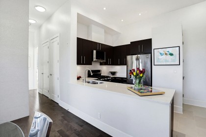 Photo 10 at 304 - 2108 W 12th Avenue, Kitsilano, Vancouver West