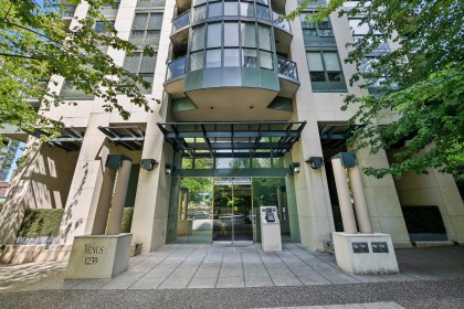 Photo 14 at 1703 - 1239 W Georgia Street, Coal Harbour, Vancouver West
