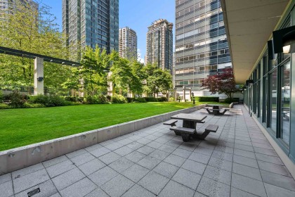 Photo 18 at 1703 - 1239 W Georgia Street, Coal Harbour, Vancouver West