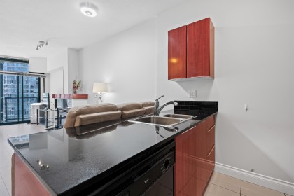 Photo 4 at 1703 - 1239 W Georgia Street, Coal Harbour, Vancouver West