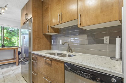 Photo 3 at 222 - 340 W 3rd Street, Lower Lonsdale, North Vancouver