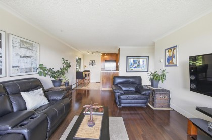 Photo 10 at 222 - 340 W 3rd Street, Lower Lonsdale, North Vancouver