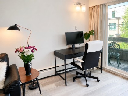 Photo 5 at 313 - 2025 W 2nd Avenue, Kitsilano, Vancouver West