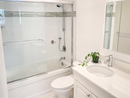 Photo 8 at 313 - 2025 W 2nd Avenue, Kitsilano, Vancouver West