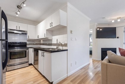 Photo 7 at 311 - 2680 W 4th Avenue, Kitsilano, Vancouver West