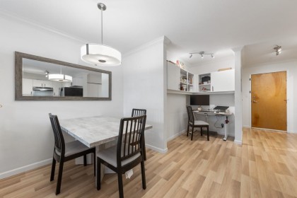 Photo 5 at 311 - 2680 W 4th Avenue, Kitsilano, Vancouver West