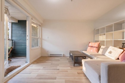 Photo 10 at 311 - 2680 W 4th Avenue, Kitsilano, Vancouver West