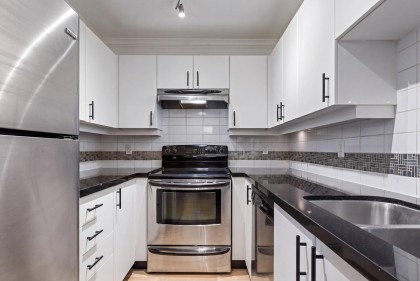 Photo 8 at 311 - 2680 W 4th Avenue, Kitsilano, Vancouver West