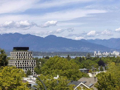 Photo 32 at 3820 W 12th Avenue, Point Grey, Vancouver West