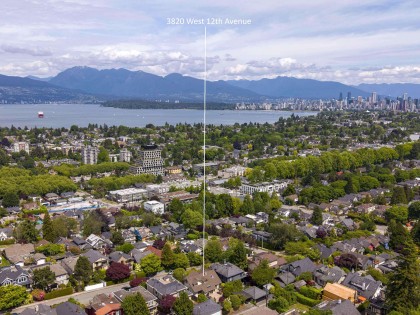 Photo 4 at 3820 W 12th Avenue, Point Grey, Vancouver West
