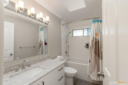 Photo 17 at 4350 W 14th Avenue, Point Grey, Vancouver West