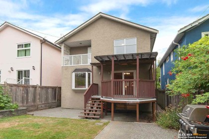 Photo 18 at 4350 W 14th Avenue, Point Grey, Vancouver West