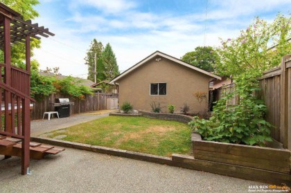 Photo 19 at 4350 W 14th Avenue, Point Grey, Vancouver West