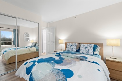 Photo 13 at 506 - 907 Beach Avenue, Yaletown, Vancouver West