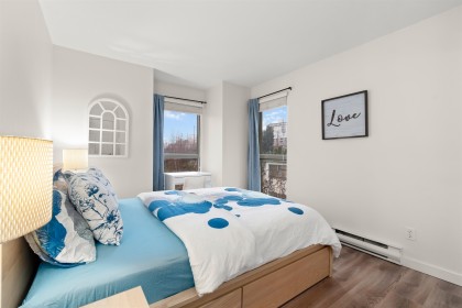 Photo 12 at 506 - 907 Beach Avenue, Yaletown, Vancouver West