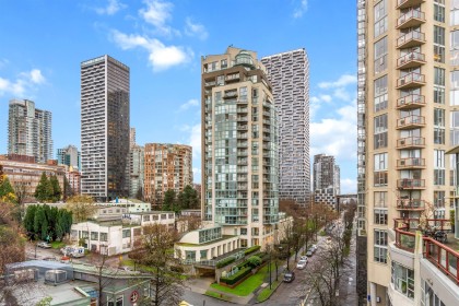 Photo 26 at 506 - 907 Beach Avenue, Yaletown, Vancouver West