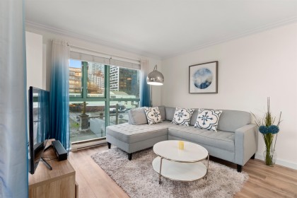 Photo 1 at 506 - 907 Beach Avenue, Yaletown, Vancouver West