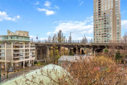 Photo 20 at 506 - 907 Beach Avenue, Yaletown, Vancouver West