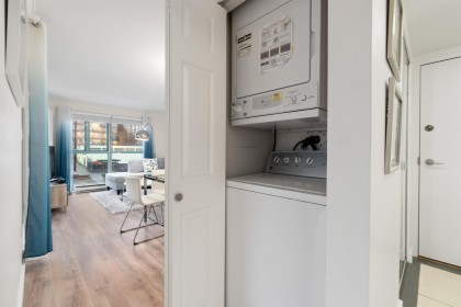 Photo 18 at 506 - 907 Beach Avenue, Yaletown, Vancouver West