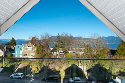 Photo 15 at 4426 W 4th Avenue, Point Grey, Vancouver West