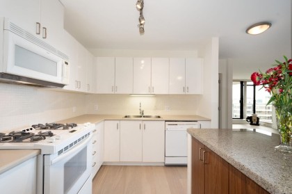 Photo 17 at 712 - 175 W 1st Street, Lower Lonsdale, North Vancouver
