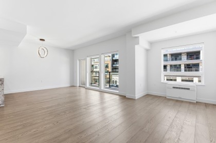 Photo 2 at 202 - 3590 W 39th Avenue, Dunbar, Vancouver West