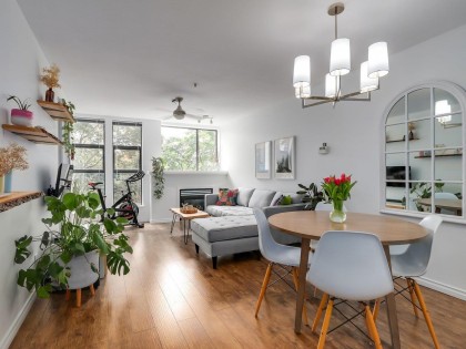 Photo 6 at 414 - 345 Lonsdale Avenue, Lower Lonsdale, North Vancouver