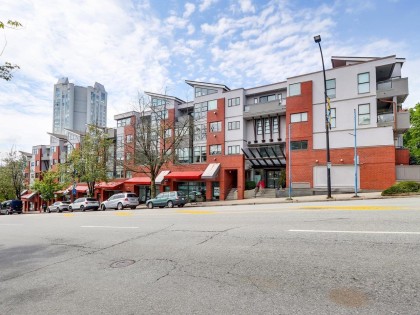 Photo 1 at 414 - 345 Lonsdale Avenue, Lower Lonsdale, North Vancouver