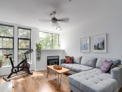 Photo 9 at 414 - 345 Lonsdale Avenue, Lower Lonsdale, North Vancouver