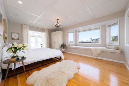 Photo 2 at A27 - 415 W Esplanade Avenue, Lower Lonsdale, North Vancouver