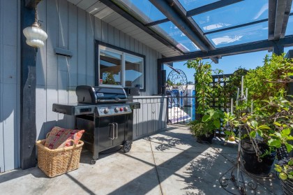 Photo 34 at A27 - 415 W Esplanade Avenue, Lower Lonsdale, North Vancouver