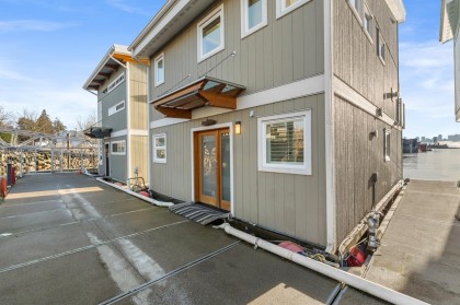 Photo 31 at 20 - 415 W Esplanade Avenue, Lower Lonsdale, North Vancouver