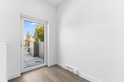 Photo 14 at 302 - 3590 W 39th Avenue, Dunbar, Vancouver West
