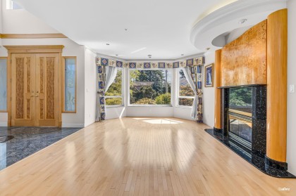Photo 7 at 1463 W 57th Avenue, South Granville, Vancouver West