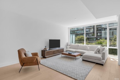 Photo 7 at 207 - 1331 Marine Drive, Ambleside, West Vancouver