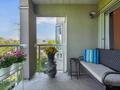 Photo 5 at 305 - 2195 W 5th Avenue, Kitsilano, Vancouver West
