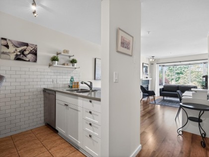 Photo 21 at 305 - 2195 W 5th Avenue, Kitsilano, Vancouver West