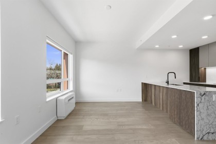 Photo 7 at 306 - 3590 W 39th Avenue, Dunbar, Vancouver West