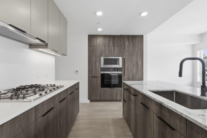 Photo 5 at 306 - 3590 W 39th Avenue, Dunbar, Vancouver West