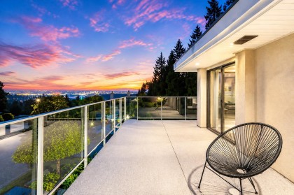 Photo 3 at 1595 Tyrol Court, Chartwell, West Vancouver