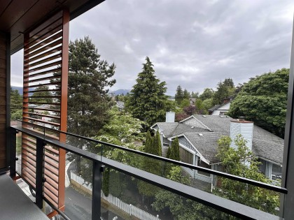 Photo 12 at 420 - 422 E 3rd Street, Lower Lonsdale, North Vancouver