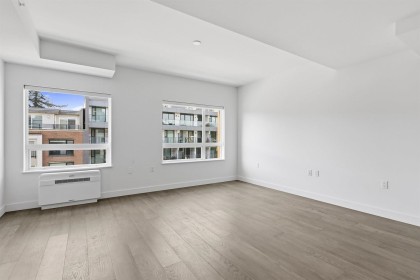 Photo 4 at 307 - 3590 W 39th Avenue, Dunbar, Vancouver West